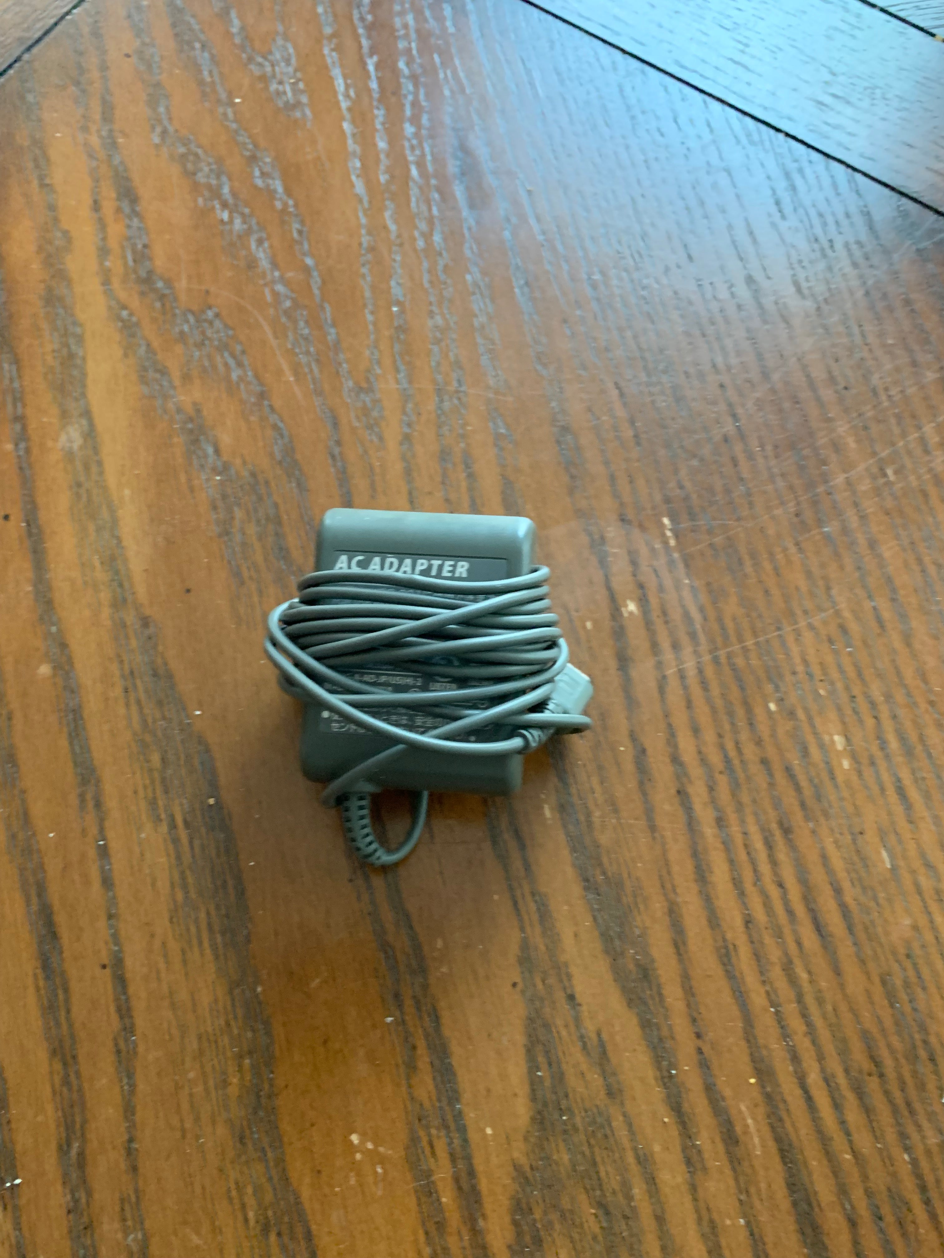 Nintendo DS, Flash Focus Game, Charger and Stylus with case