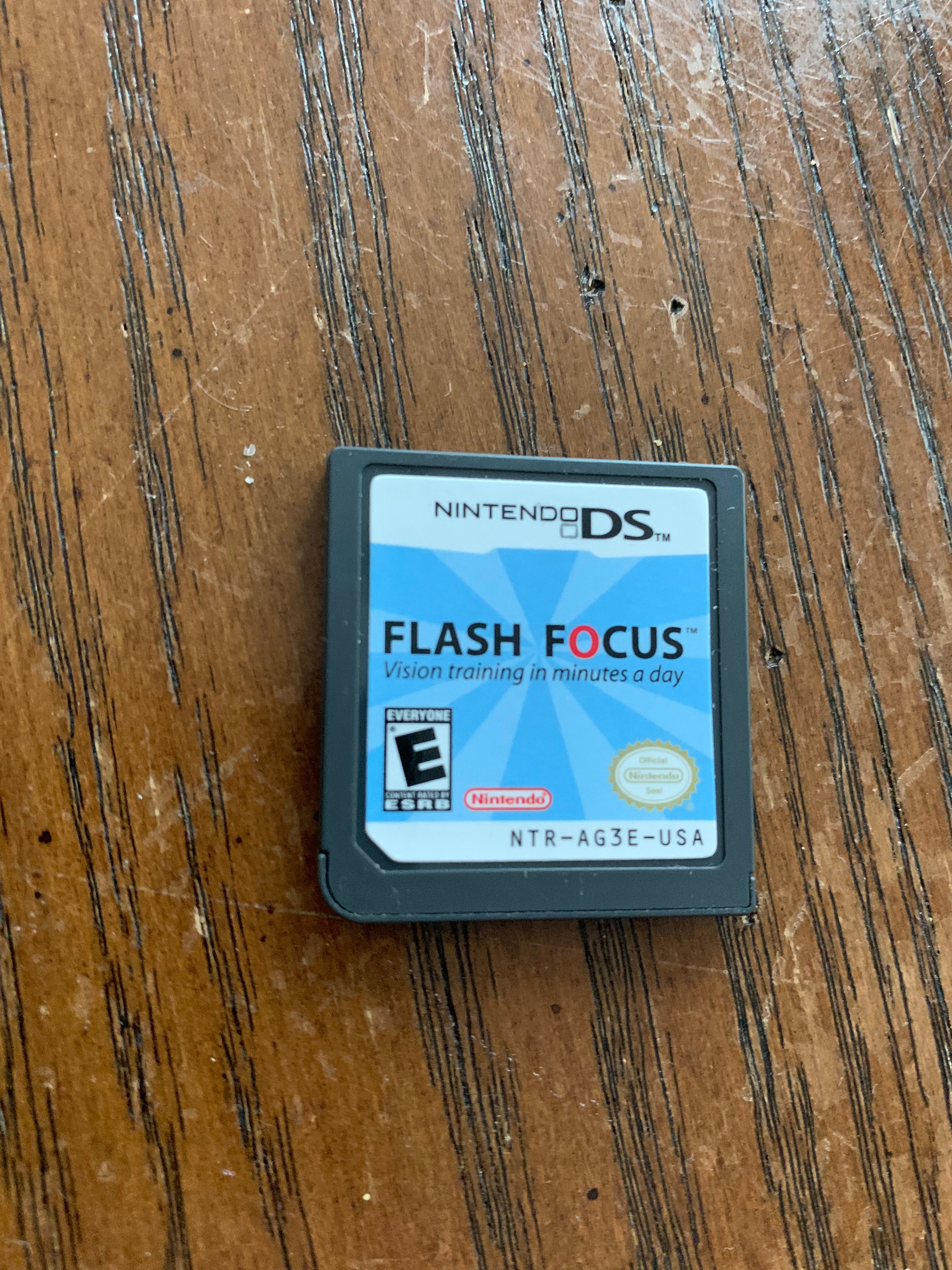 Nintendo DS, Flash Focus Game, Charger and Stylus with case